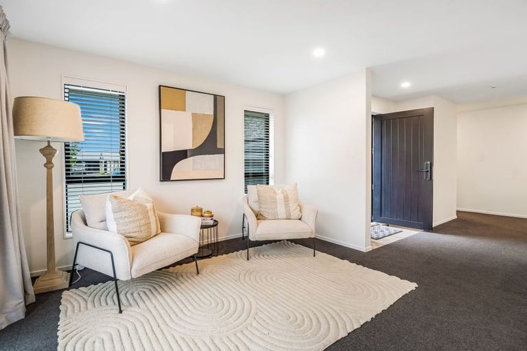 Photo of property in 160 Faringdon Boulevard, Rolleston, 7615