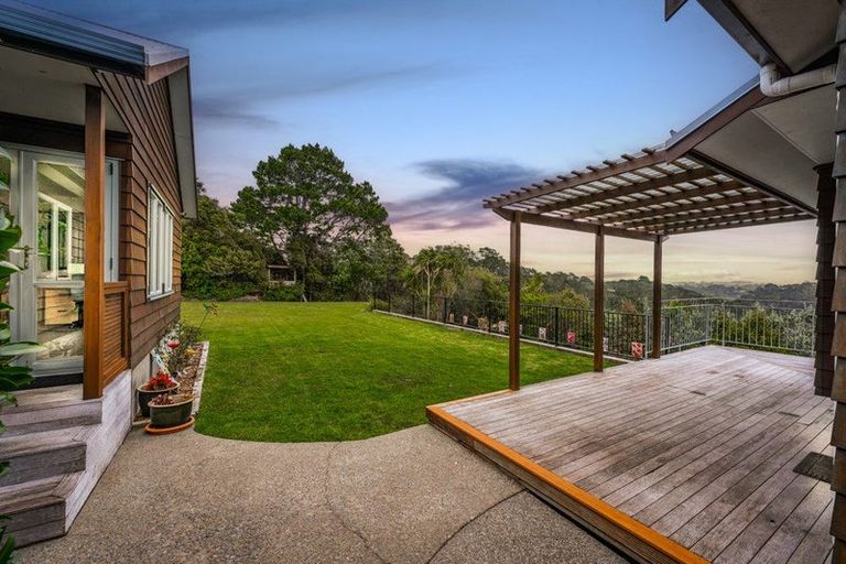 Photo of property in 40 Lonely Track Road, Redvale, Auckland, 0632