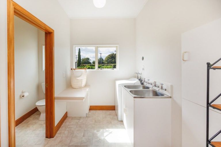 Photo of property in 1096 Lockwood Road, Kairanga, Palmerston North, 4475