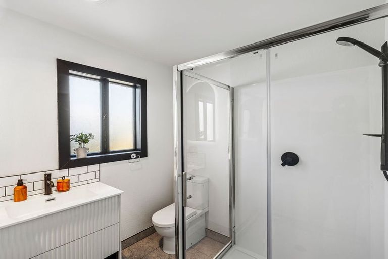 Photo of property in 30 Newcastle Street, Phillipstown, Christchurch, 8011