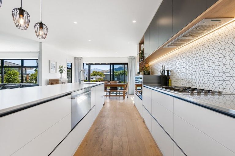 Photo of property in 41 Infinity Drive, Wanaka, 9305