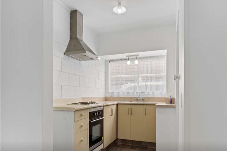 Photo of property in 11unit Hilda Street, Fenton Park, Rotorua, 3010