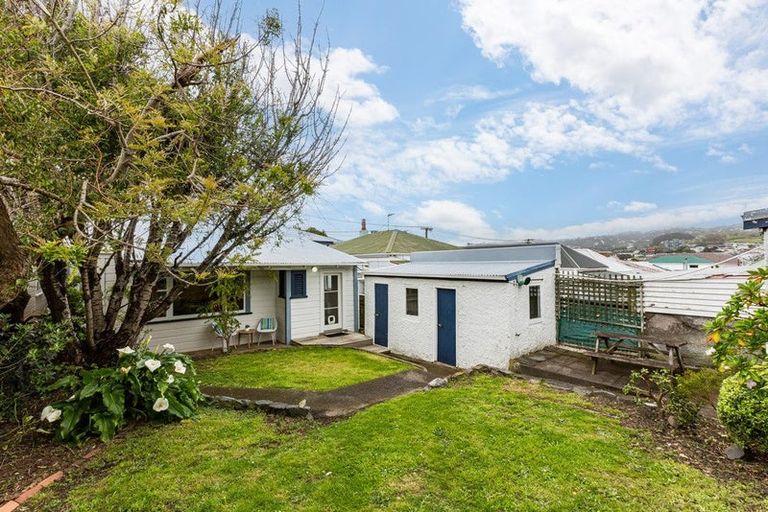Photo of property in 115 Constable Street, Newtown, Wellington, 6021