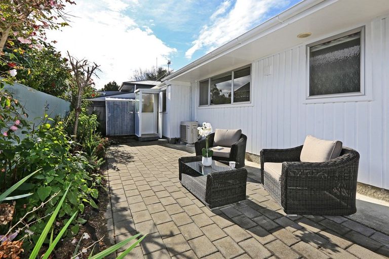 Photo of property in 3/11 Church Road, Taradale, Napier, 4112