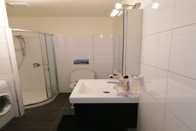 Photo of property in 25u1 Home Street, Mount Victoria, Wellington, 6011