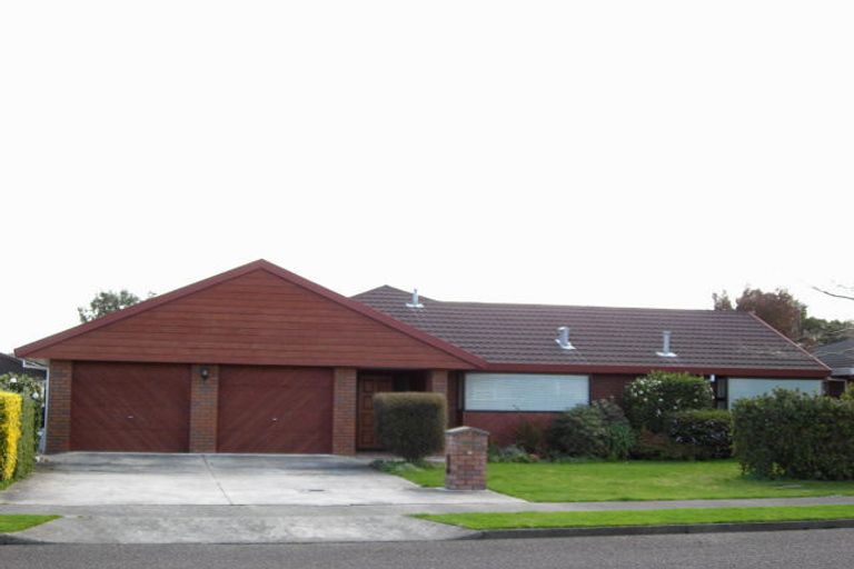 Photo of property in 8 Easton Way, Levin, 5510