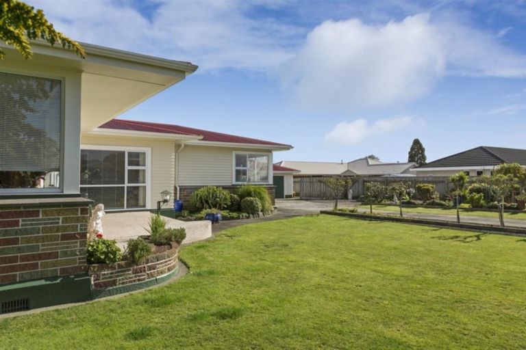 Photo of property in 187 Waihi Road, Hawera, 4610