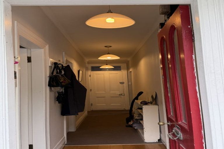 Photo of property in 243 Tinakori Road, Thorndon, Wellington, 6011