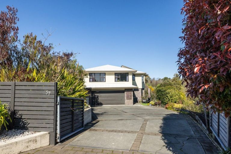 Photo of property in 57 Puflett Road, Havelock North, 4130