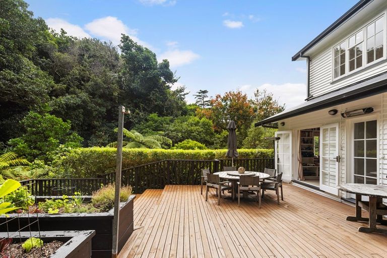 Photo of property in 37 Oban Street, Wadestown, Wellington, 6012