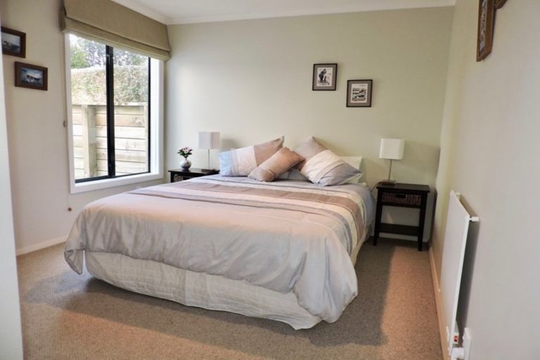 Photo of property in 58a Joseph Banks Drive, Whitby, Porirua, 5024