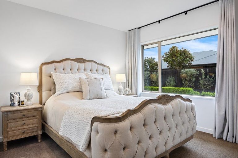 Photo of property in 6 Ambrose Place, Rangiora, 7400