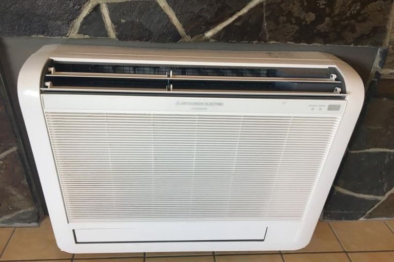 Photo of property in 41 Rimutaka Place, Titirangi, Auckland, 0604