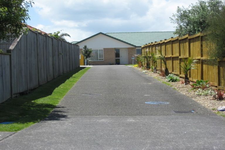 Photo of property in 28 Moss Crescent, Takanini, 2112