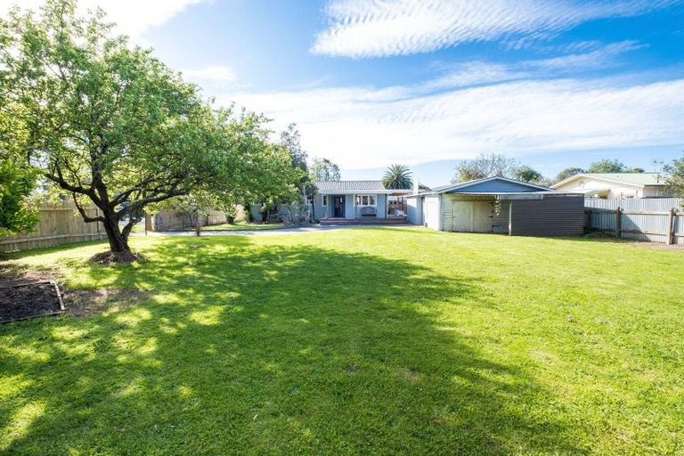 Photo of property in 2 Gow Avenue, Haumoana, 4102