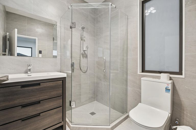 Photo of property in 5 Booker Drive, Tuakau, 2121