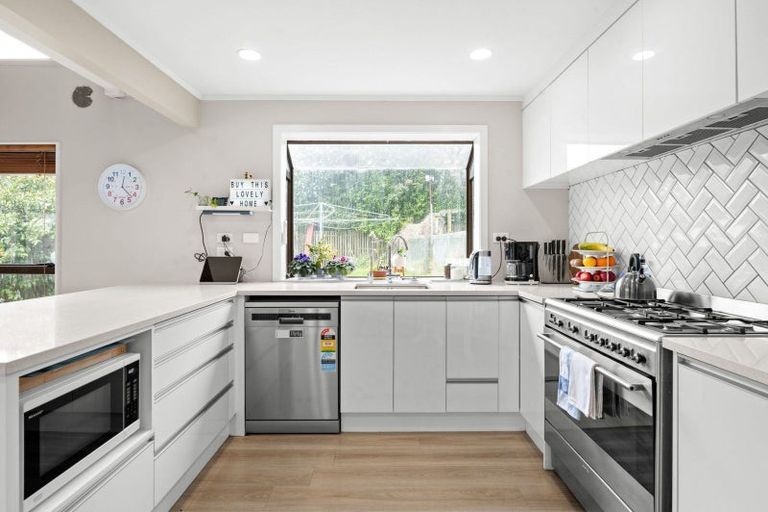 Photo of property in 4 Tupelo Street, Pukete, Hamilton, 3200