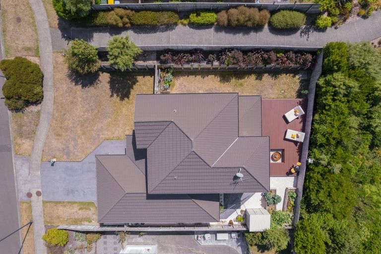 Photo of property in 37 Nelson Avenue, Aotea, Porirua, 5024