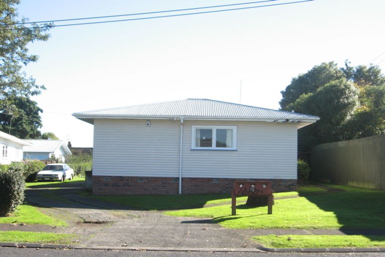 Photo of property in 1/16 Cambridge Road, Manurewa, Auckland, 2102