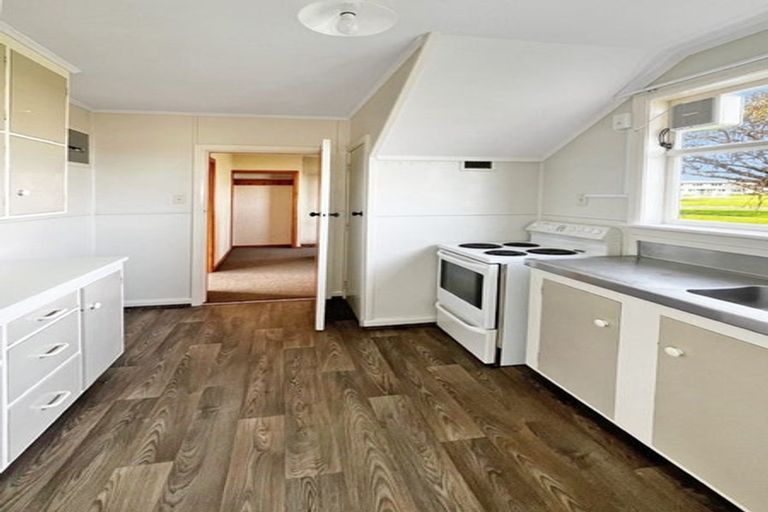 Photo of property in 46-52 Devon Crescent, Bulls, 4818
