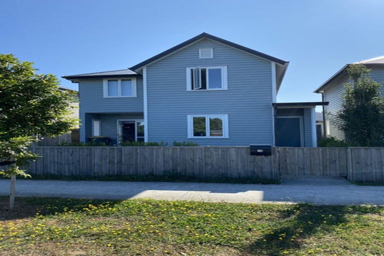 Photo of property in 79 Grove Road, Papakura, 2110