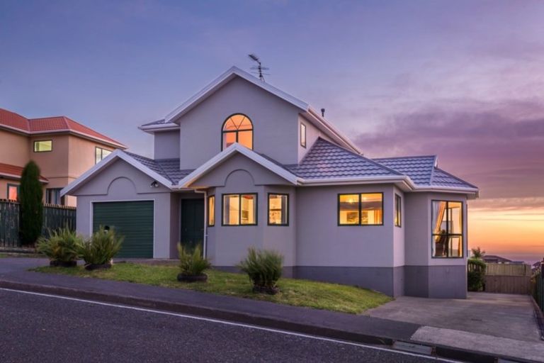 Photo of property in 7 Murchison Street, Island Bay, Wellington, 6023
