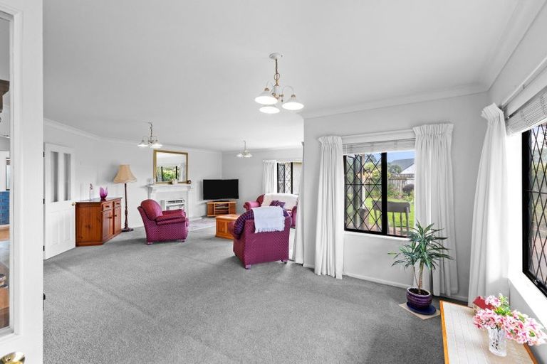 Photo of property in 9 Clearview Drive, Milson, Palmerston North, 4414