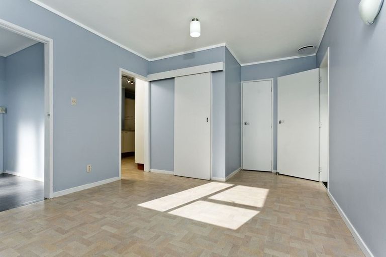 Photo of property in 62 Kia Ora Road, Beach Haven, Auckland, 0626