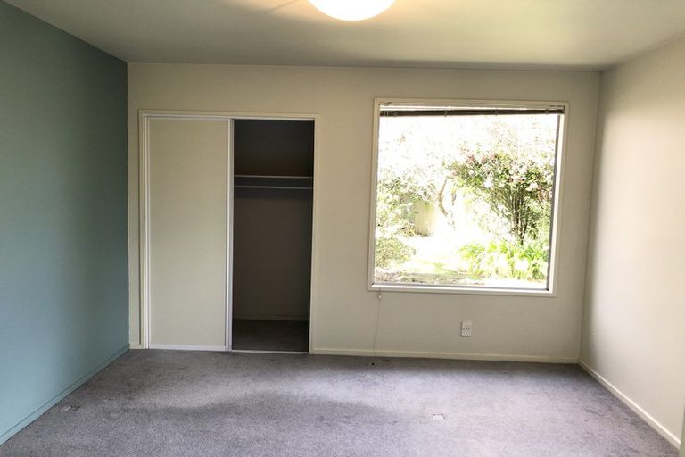 Photo of property in 29 Brockhall Lane, Avonhead, Christchurch, 8042