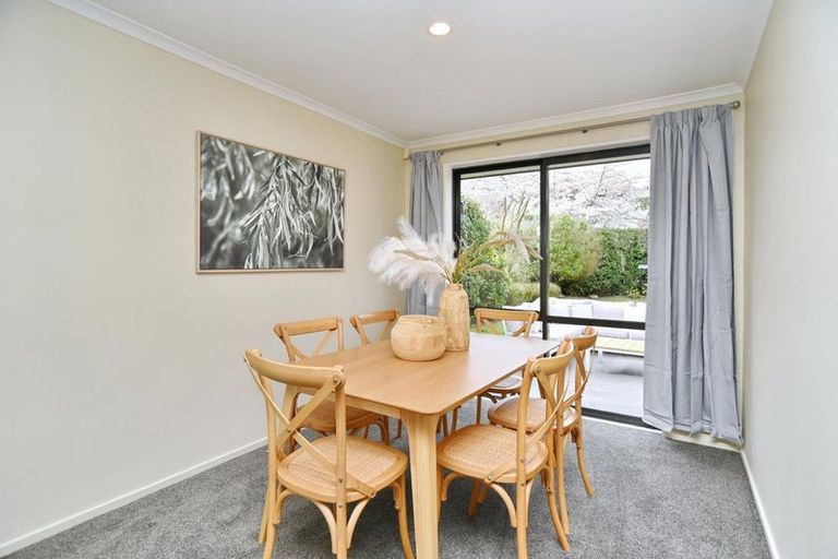 Photo of property in 11 Parkside Crescent, Northwood, Christchurch, 8051