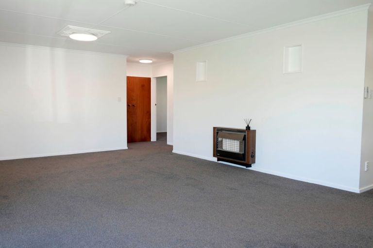 Photo of property in 6 Bevan Place, Otaki, 5512