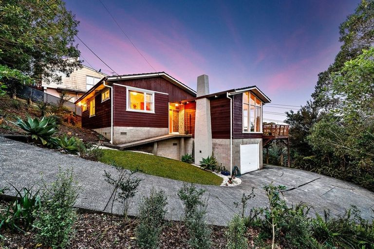 Photo of property in 61 Don Buck Road, Massey, Auckland, 0614