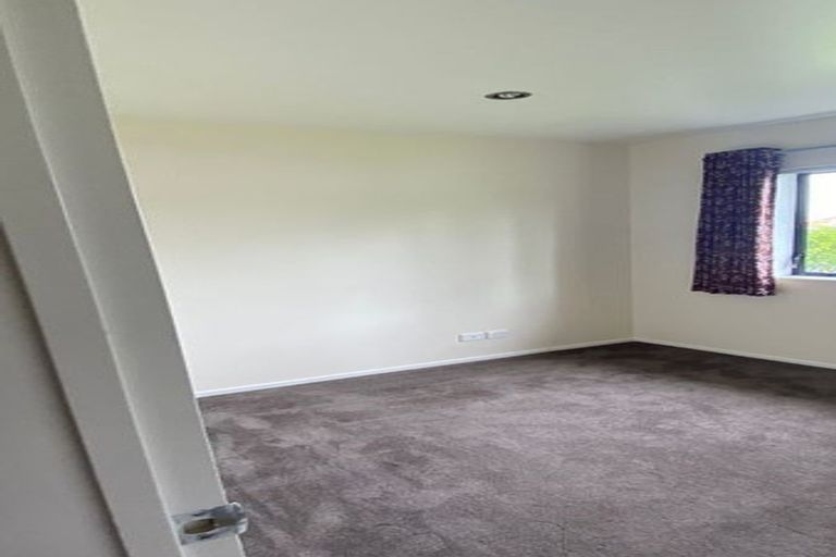 Photo of property in 79a Stanley Road, Glenfield, Auckland, 0629