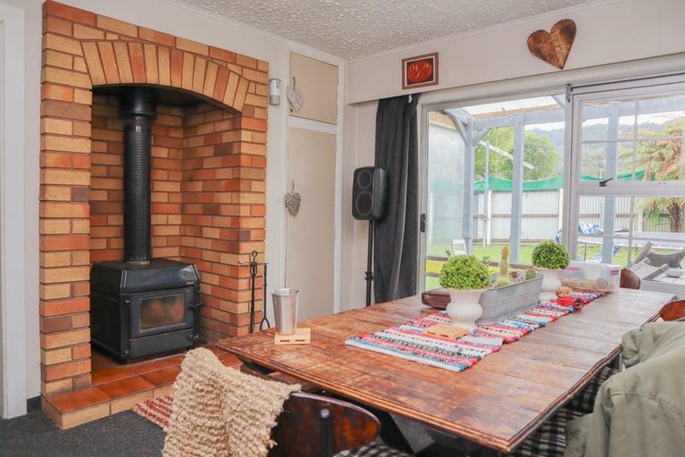 Photo of property in 7 Seddon Street, Runanga, 7803