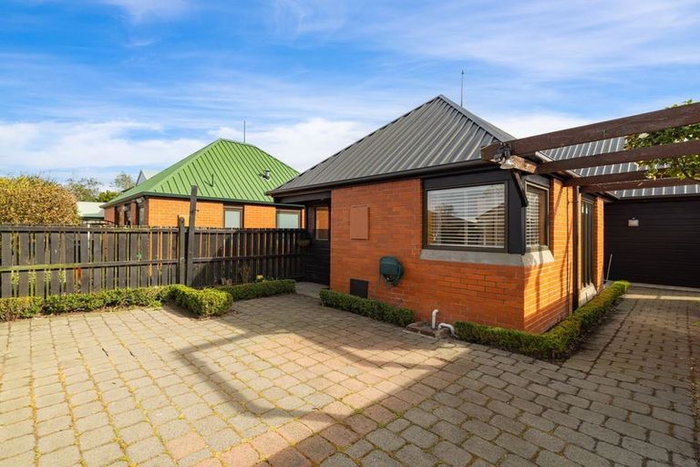 Photo of property in 89 Windermere Road, Papanui, Christchurch, 8053