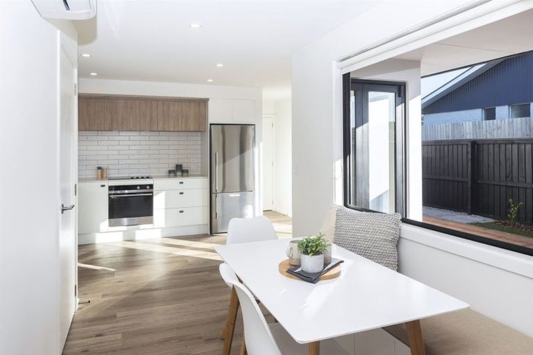 Photo of property in 163a Marine Parade, New Brighton, Christchurch, 8083