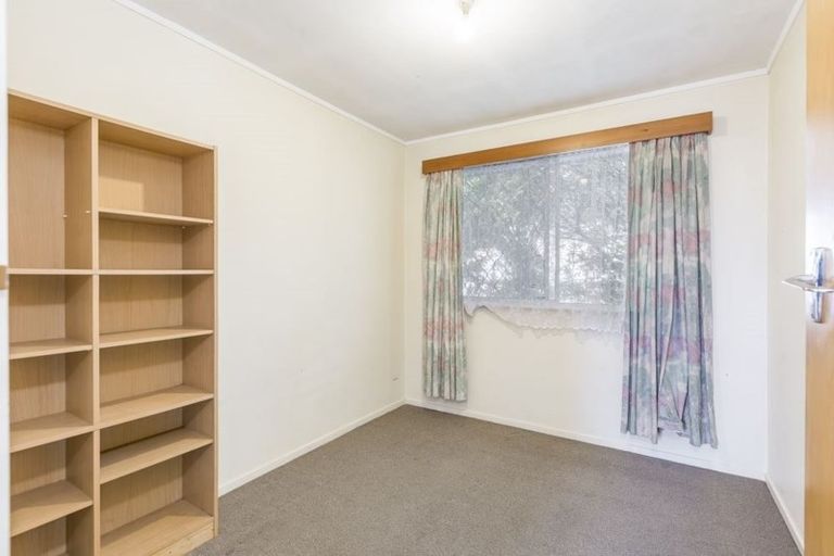 Photo of property in 2/111 Eskdale Road, Birkdale, Auckland, 0626