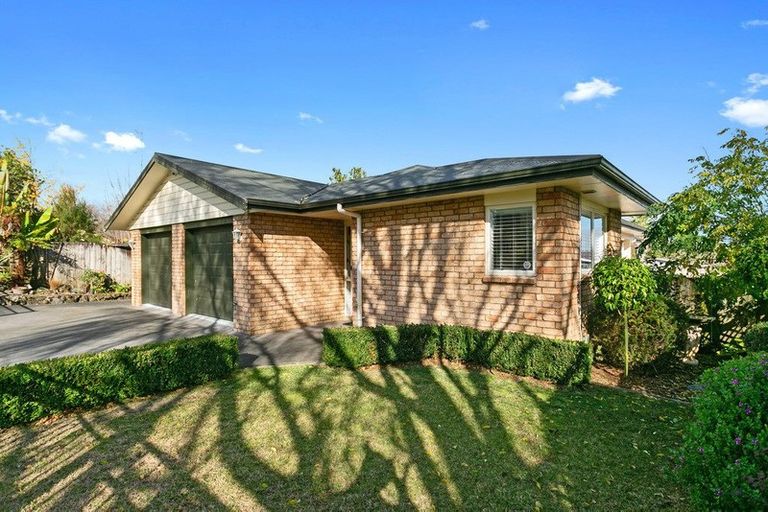Photo of property in 82 Moore Street, Leamington, Cambridge, 3432