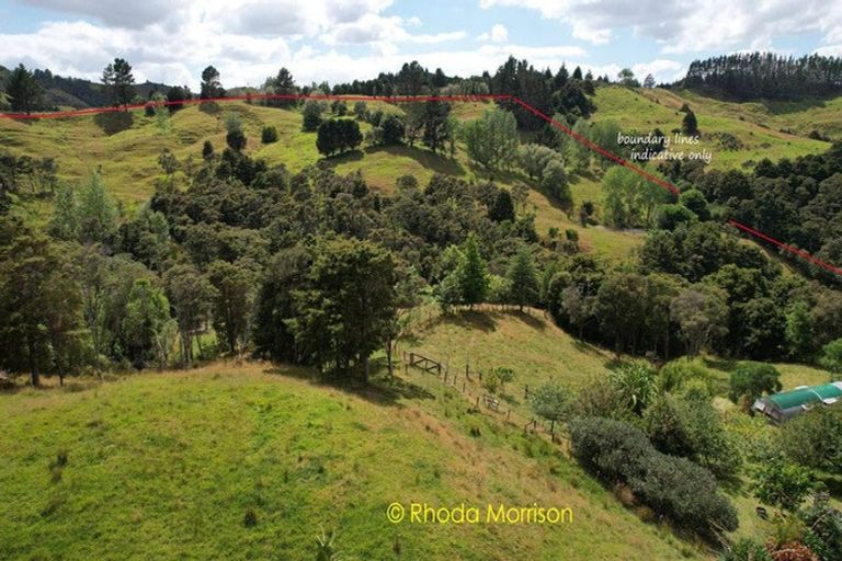 Photo of property in 330 Franklin Road, Paparoa, 0571