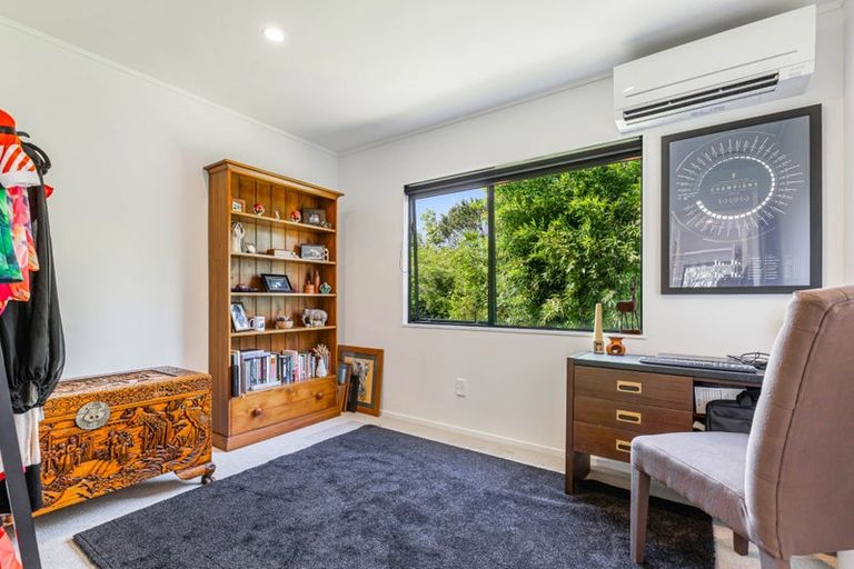 Photo of property in 34b Ranui Station Road, Ranui, Auckland, 0612