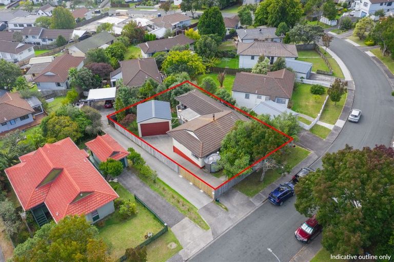Photo of property in 22 Santiago Crescent, Unsworth Heights, Auckland, 0632