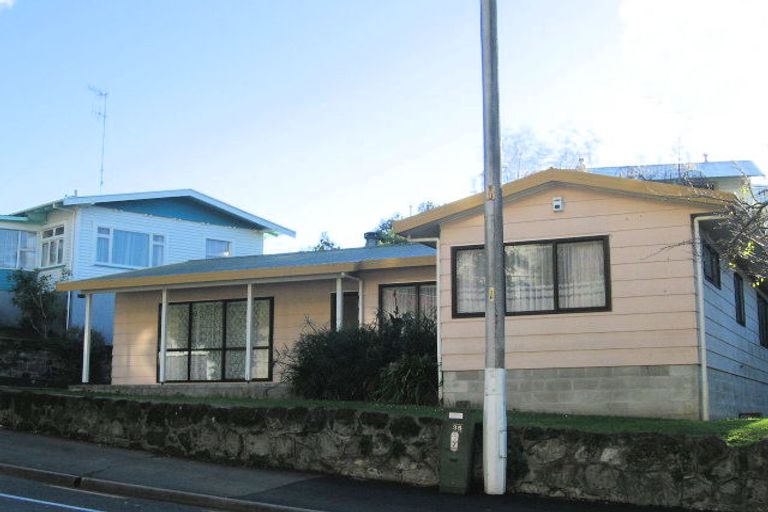 Photo of property in 57 Shakespeare Road, Bluff Hill, Napier, 4110