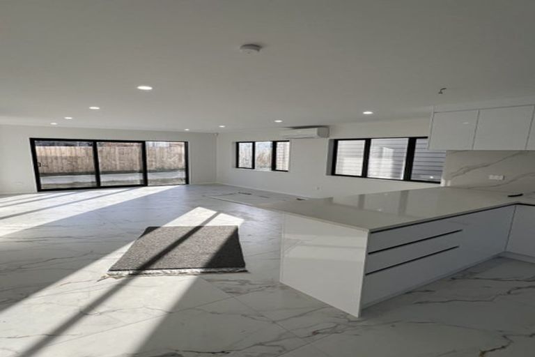 Photo of property in 22a Fairview Road, Papatoetoe, Auckland, 2025