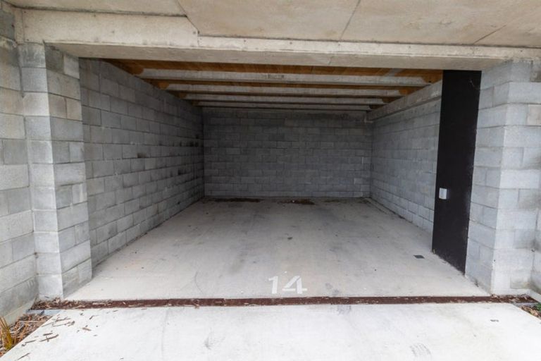 Photo of property in 14/52 High Street, Island Bay, Wellington, 6023