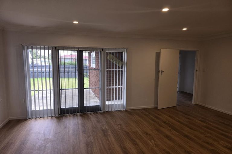 Photo of property in 6 Grebe Street, Manurewa, Auckland, 2102