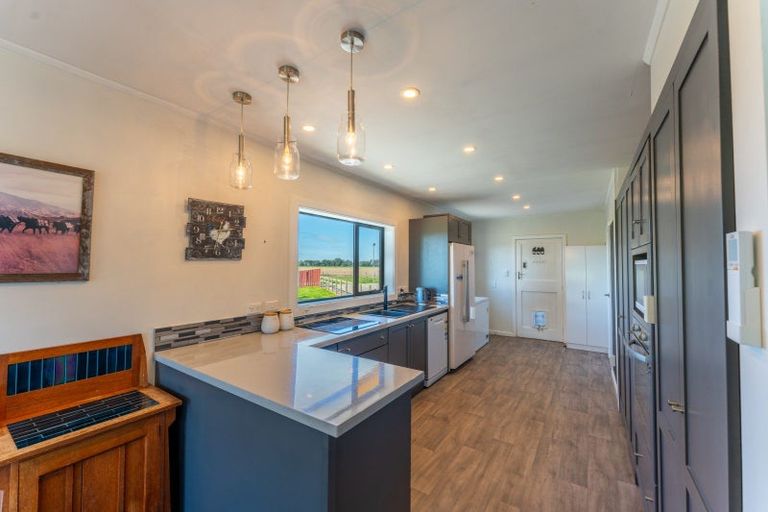 Photo of property in 14 Arowhenua Station Road, Kerrytown, Timaru, 7973
