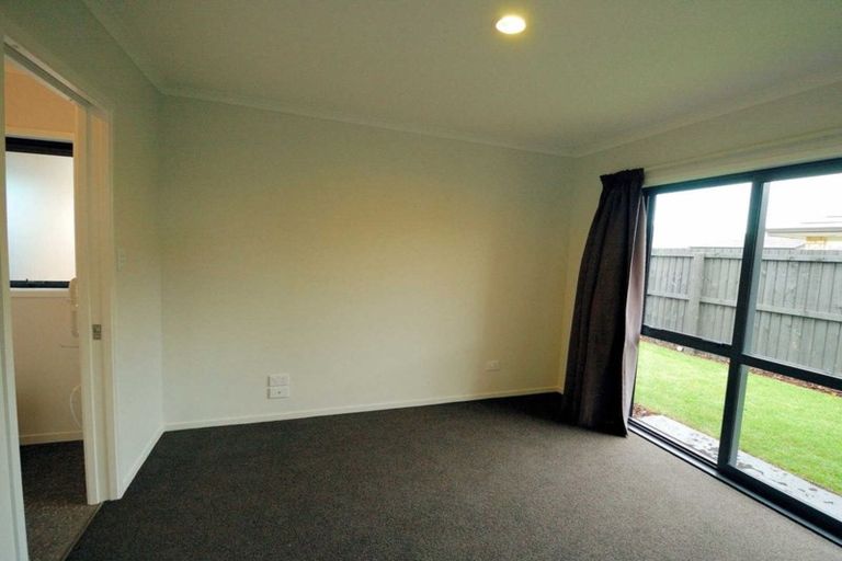 Photo of property in 37 Limbrick Crescent, Wigram, Christchurch, 8042