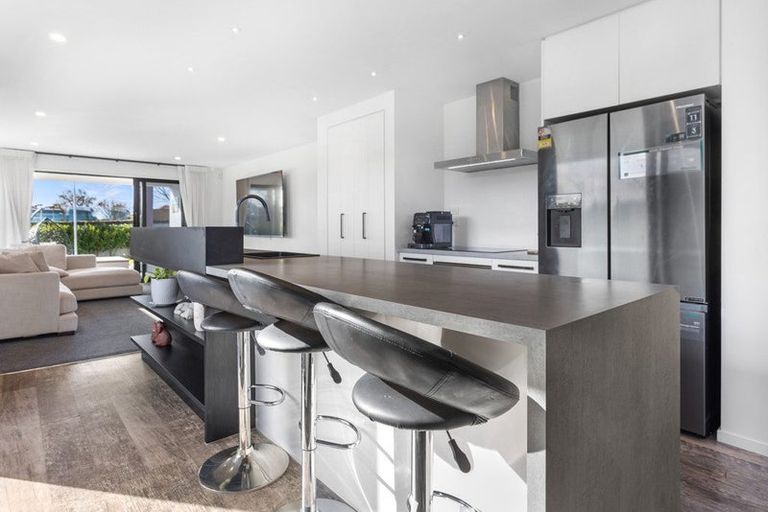 Photo of property in 24 Grey Way, Russley, Christchurch, 8042