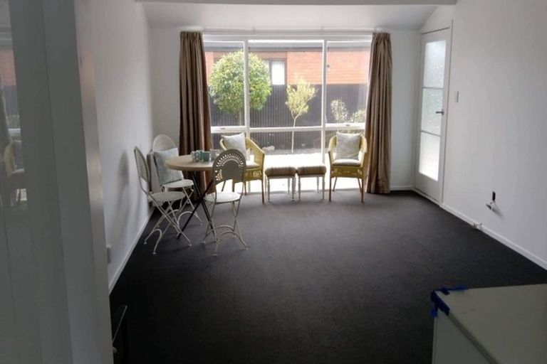 Photo of property in 4/30b Nortons Road, Avonhead, Christchurch, 8042
