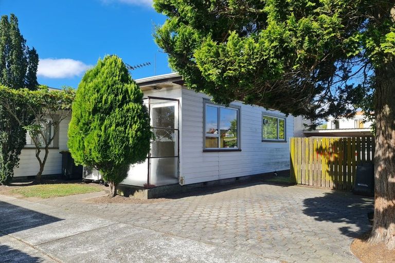 Photo of property in 70 Peverel Street, Riccarton, Christchurch, 8041